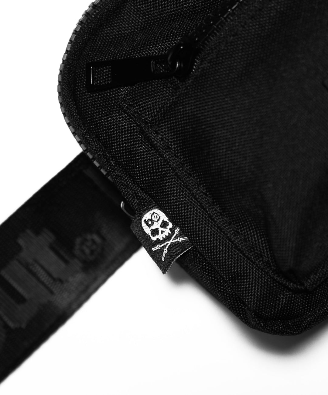 Blvckout Bag